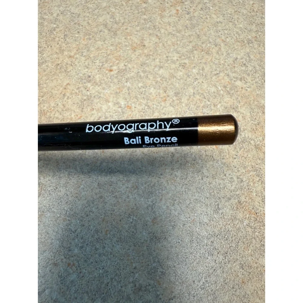 Bodygraphy‎ Eye Pencil Bali Bronze Metallic Brown Eyeliner New